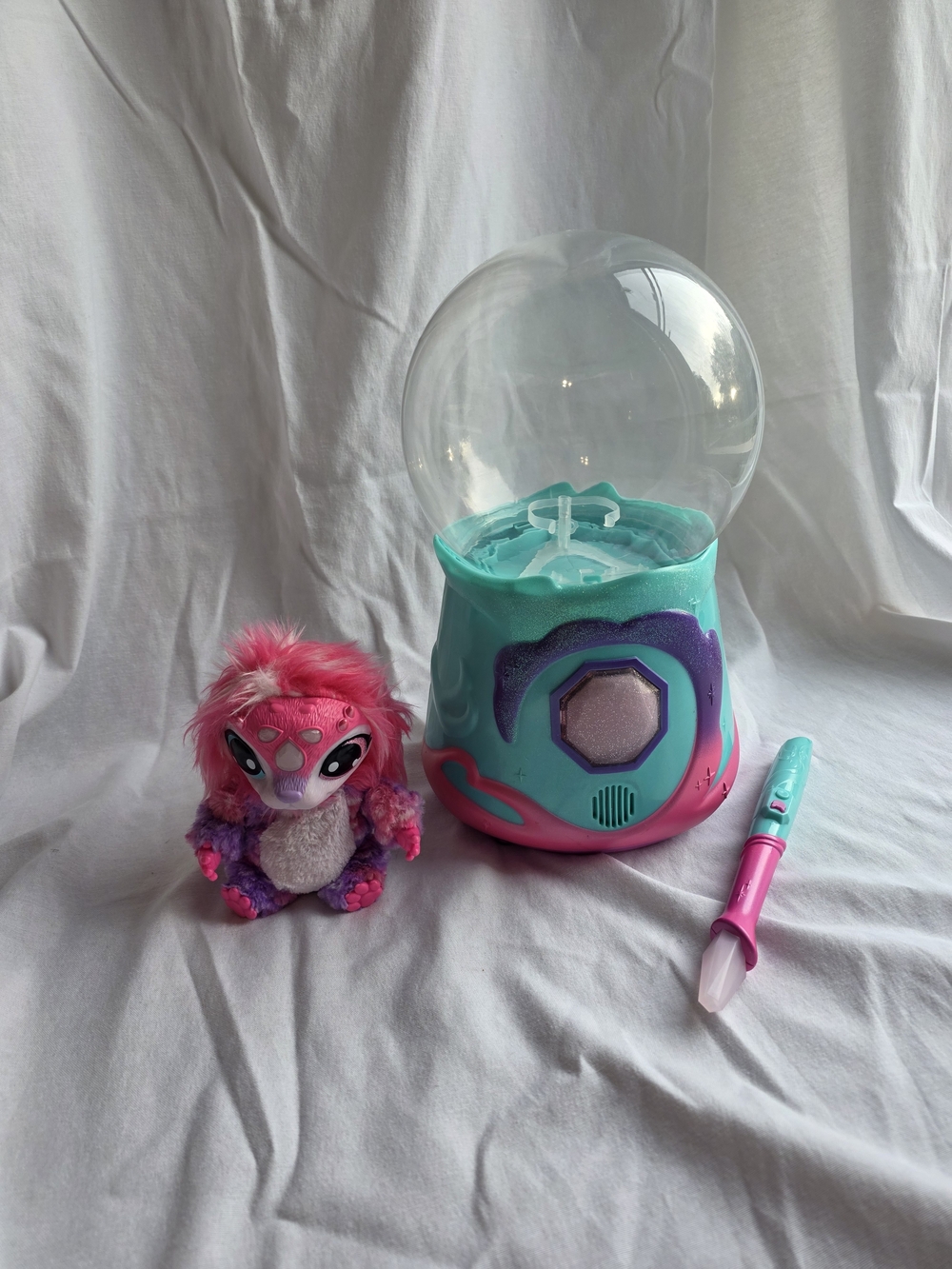 Magic Mixies Magical Misting Crystal Ball Interactive Pink Plush Toy w/ Wand